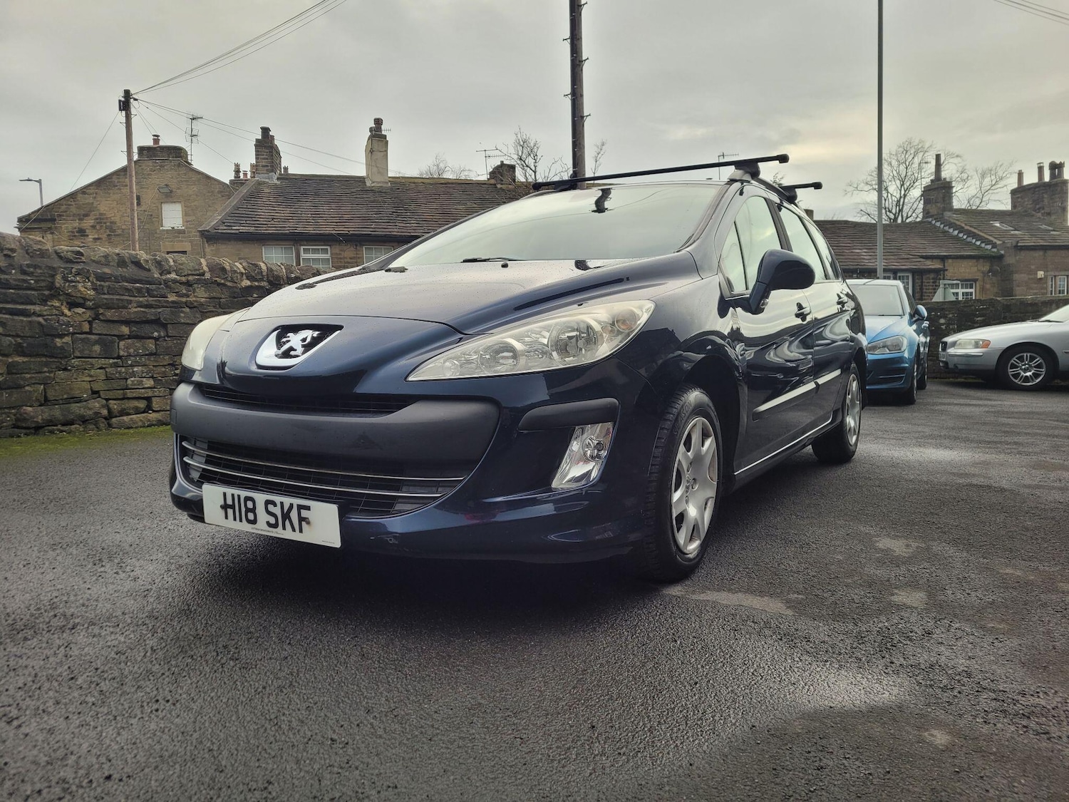 Used Peugeot 308 2011 for sale - 76942580: Photo 2