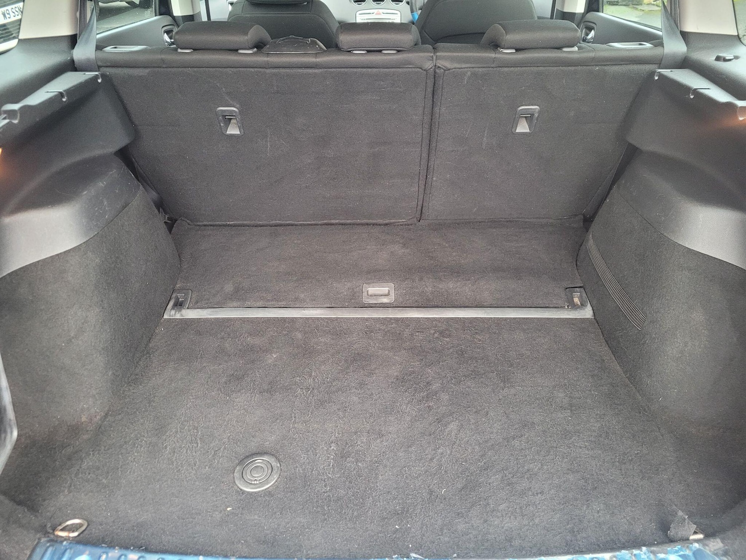 Used Peugeot 308 2011 for sale - 76942580: Photo 31