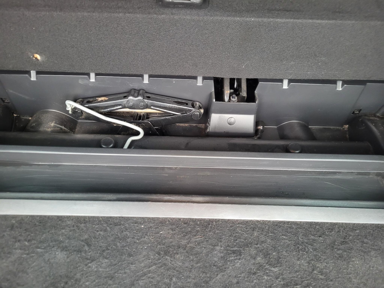 Used Peugeot 308 2011 for sale - 76942580: Photo 32