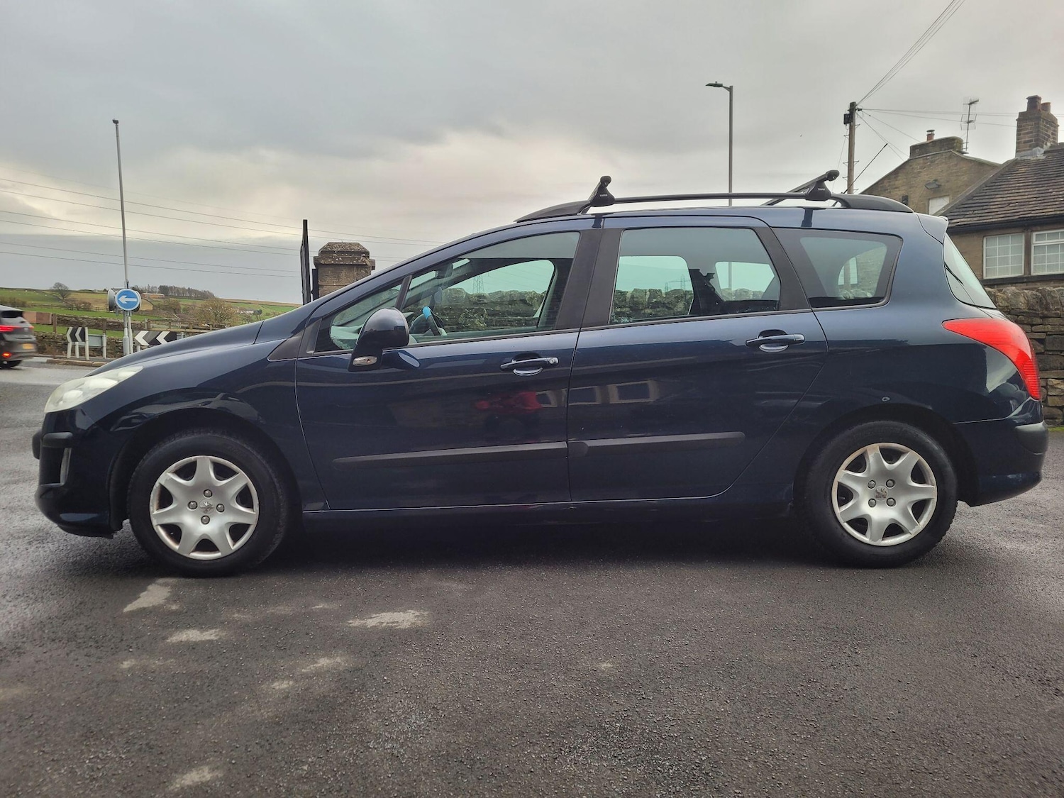 Used Peugeot 308 2011 for sale - 76942580: Photo 4