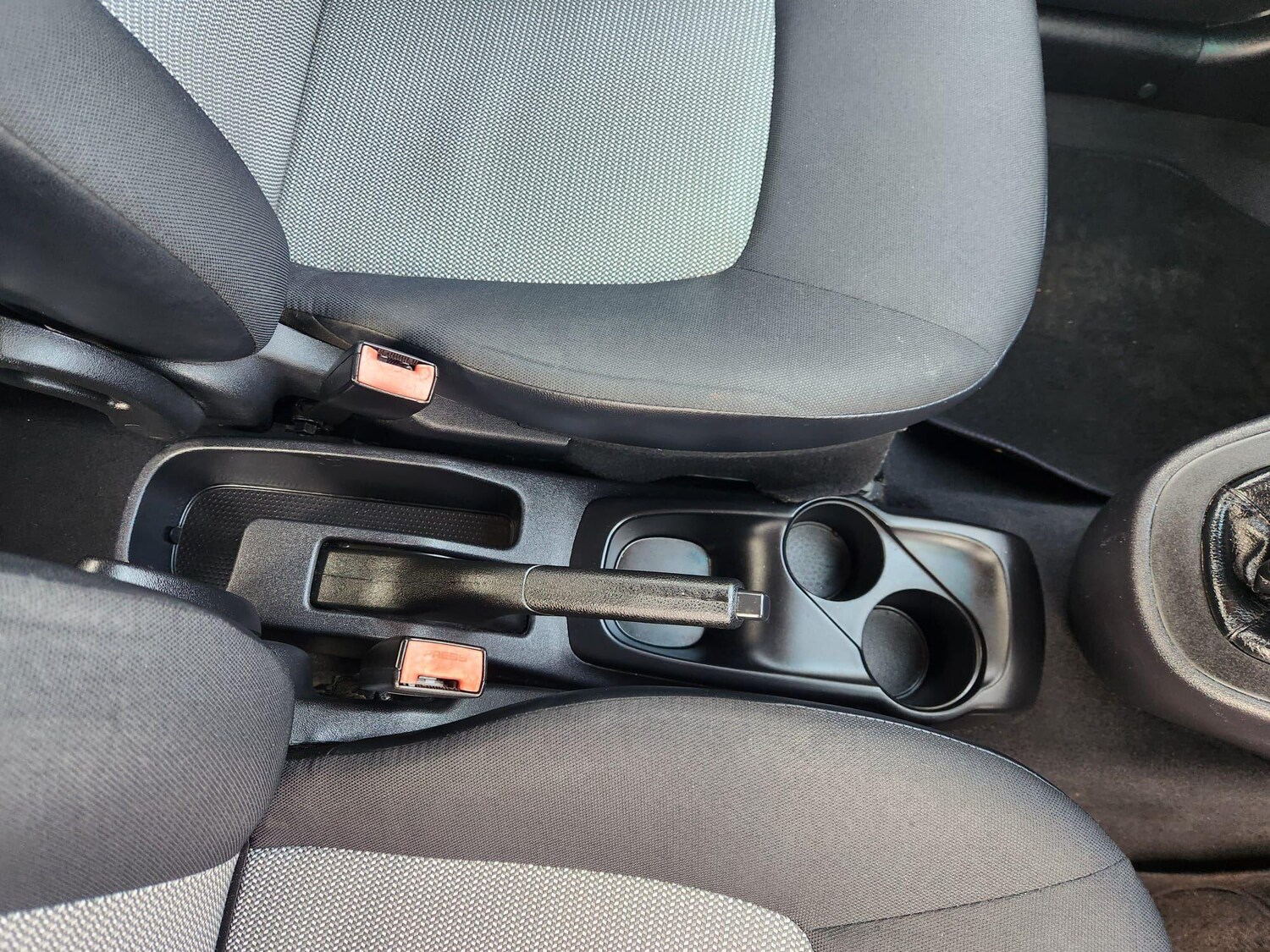 Used Hyundai i10 for sale - 78214400: Photo 23