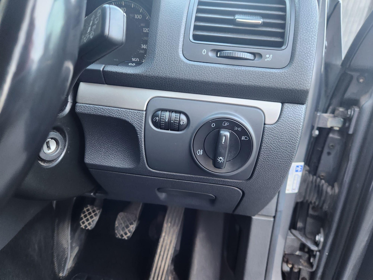 Used Volkswagen Golf 2007 for sale - 78100043: Photo 35