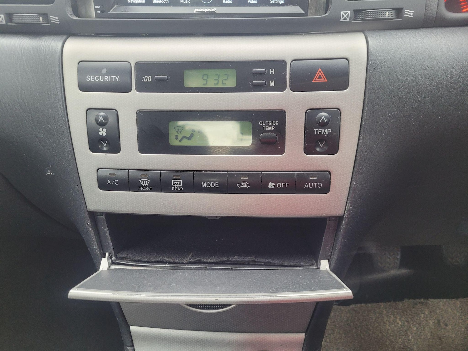 Vehicle 29