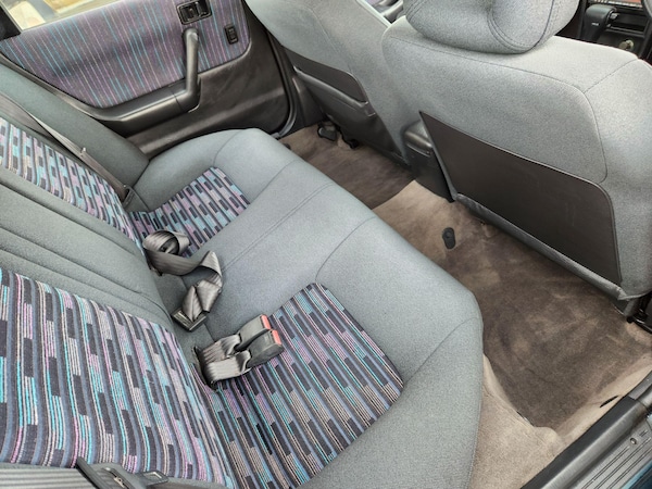 Used Mazda 323 for sale - 75376955: Photo 21
