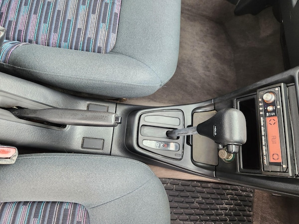 Used Mazda 323 for sale - 75376955: Photo 31