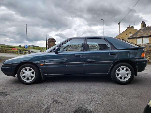 Used Mazda 323 for sale - 75376955: Photo 7