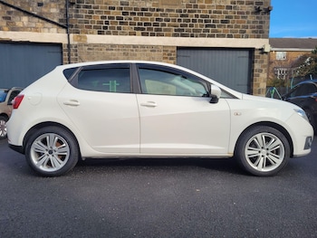 Used SEAT Ibiza 2010 for sale - 76349635: Photo