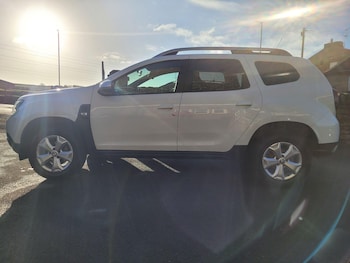 Used Dacia Duster 2020 for sale - 76701543: Photo