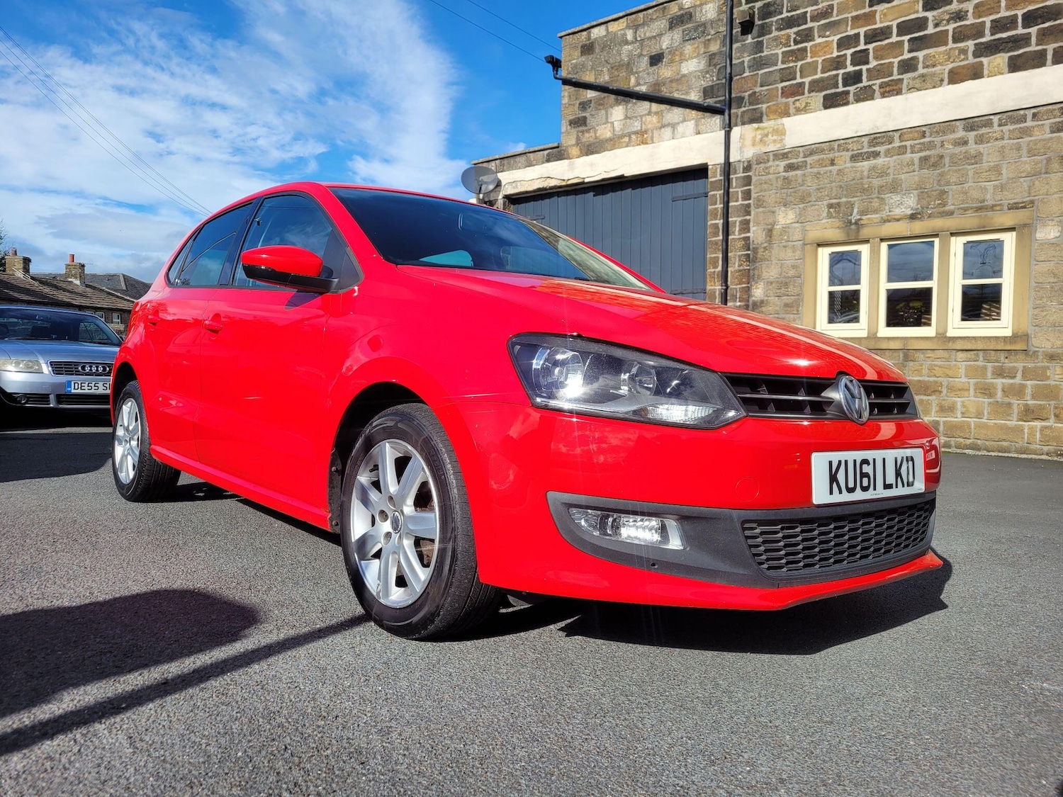 Used Volkswagen Polo 2011 for sale - 76189135: Photo 1