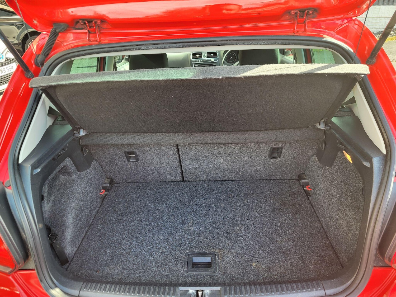 Used Volkswagen Polo 2011 for sale - 76189135: Photo 30