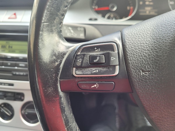 Used Volkswagen Passat 2009 for sale - 76226193: Photo 35