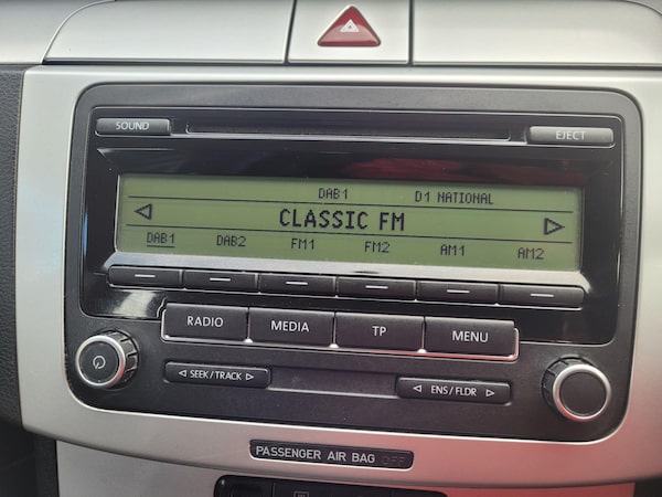Used Volkswagen Passat 2009 for sale - 76226193: Photo 38