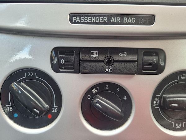 Used Volkswagen Passat 2009 for sale - 76226193: Photo 39