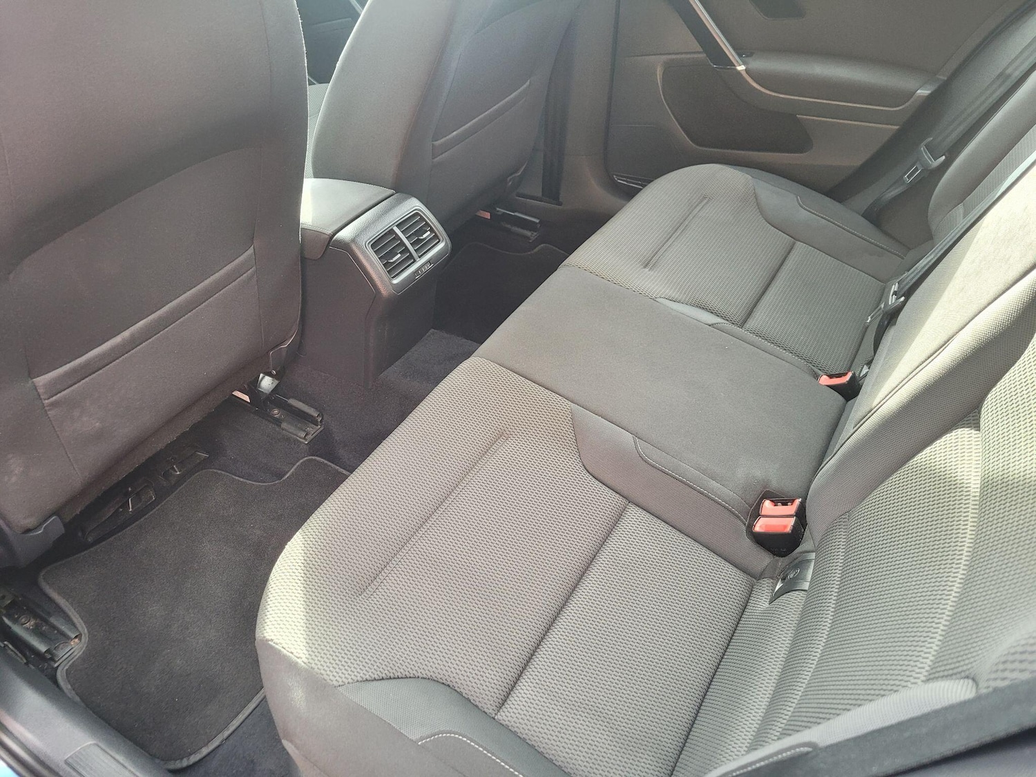 Used Volkswagen Golf 2014 for sale - 76485301: Photo 17