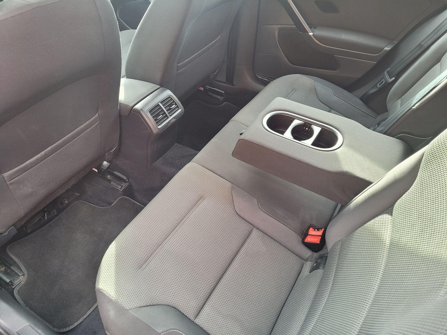 Used Volkswagen Golf 2014 for sale - 76485301: Photo 18