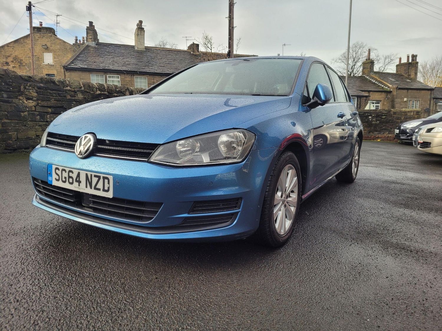 Used Volkswagen Golf 2014 for sale - 76485301: Photo 2