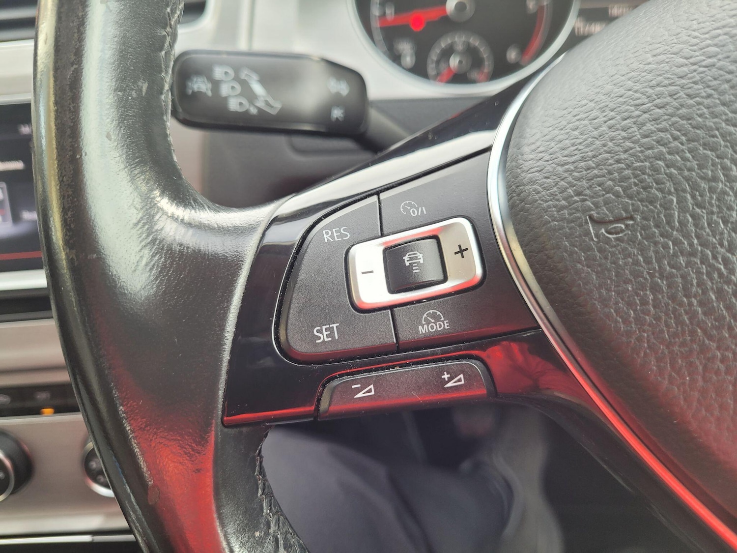 Used Volkswagen Golf 2014 for sale - 76485301: Photo 39