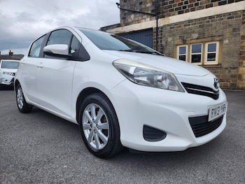 Used Toyota Yaris 2013 for sale - 78492413: Photo