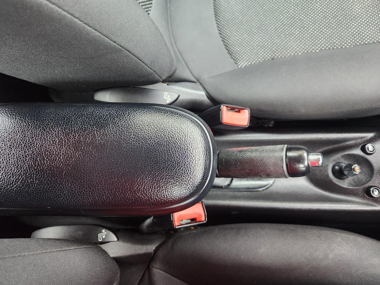 Used MINI Hatch 2011 for sale - 78141425: Photo 24