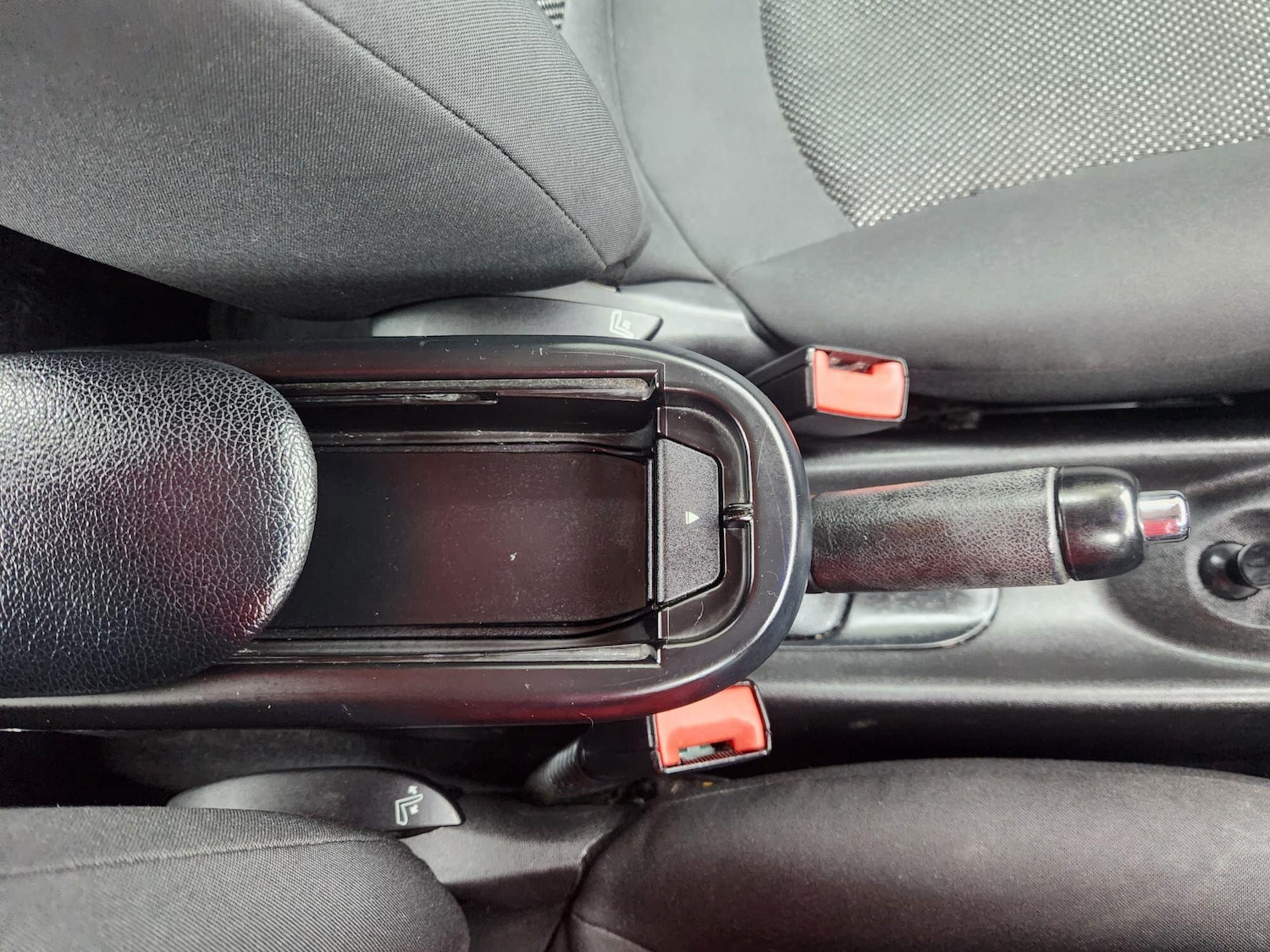 Used MINI Hatch 2011 for sale - 78141425: Photo 25