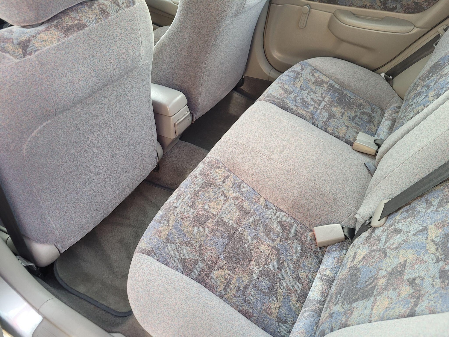 Used Toyota Corolla 1998 for sale - 76965125: Photo 17