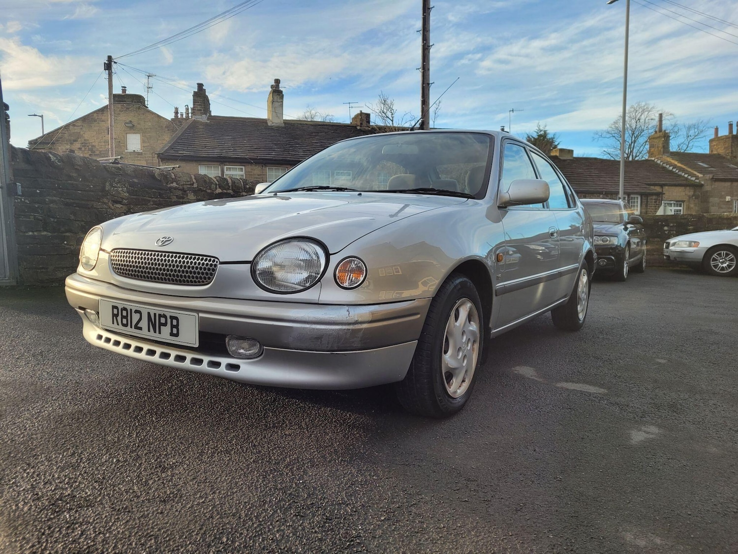 Used Toyota Corolla 1998 for sale - 76965125: Photo 2