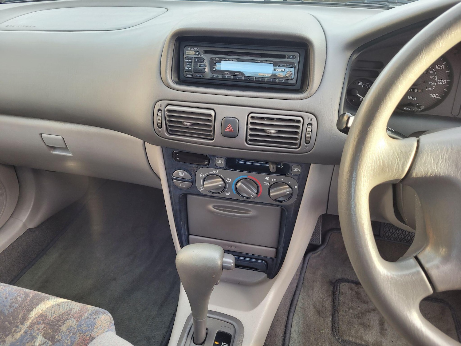Used Toyota Corolla 1998 for sale - 76965125: Photo 20