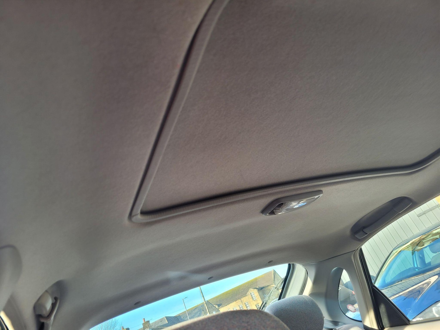 Used Toyota Corolla 1998 for sale - 76965125: Photo 26