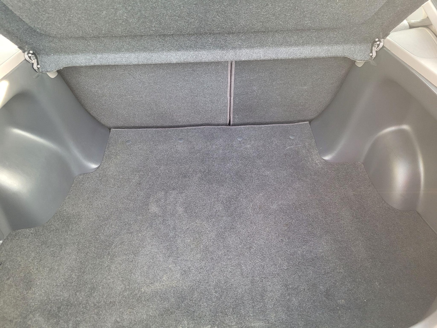 Used Toyota Corolla 1998 for sale - 76965125: Photo 38