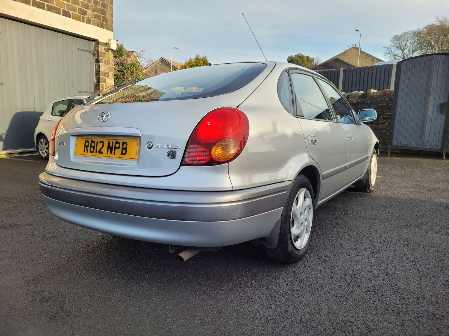 Used Toyota Corolla 1998 for sale - 76965125: Photo 7