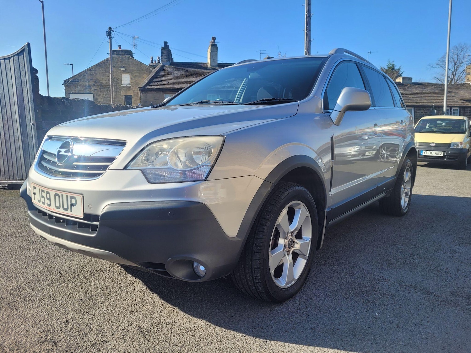 Used Vauxhall Antara 2009 for sale - 77753090: Photo 2