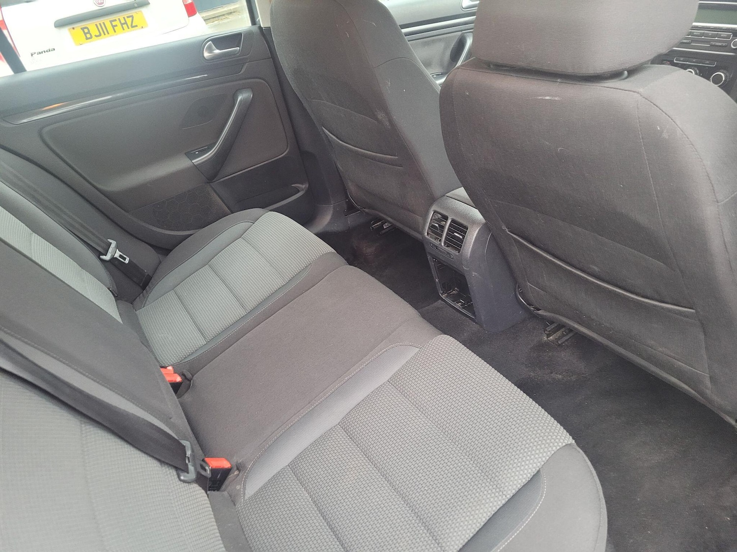 Used Volkswagen Golf 2010 for sale - 77598899: Photo 15