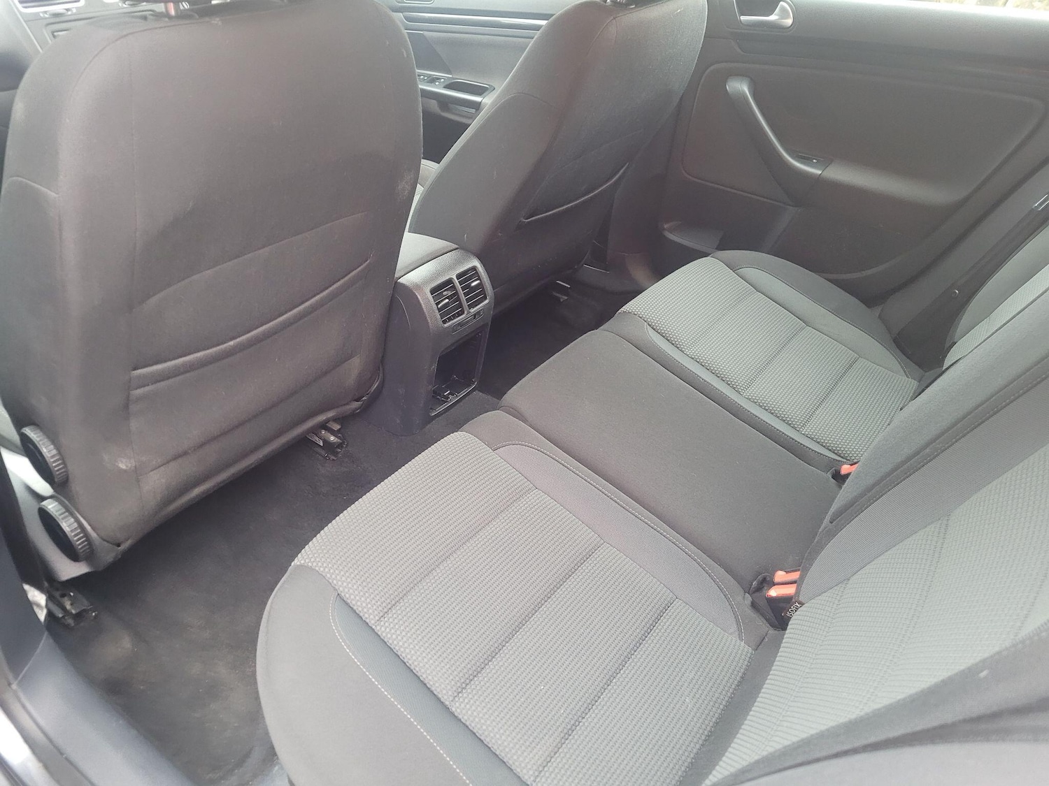 Used Volkswagen Golf 2010 for sale - 77598899: Photo 16