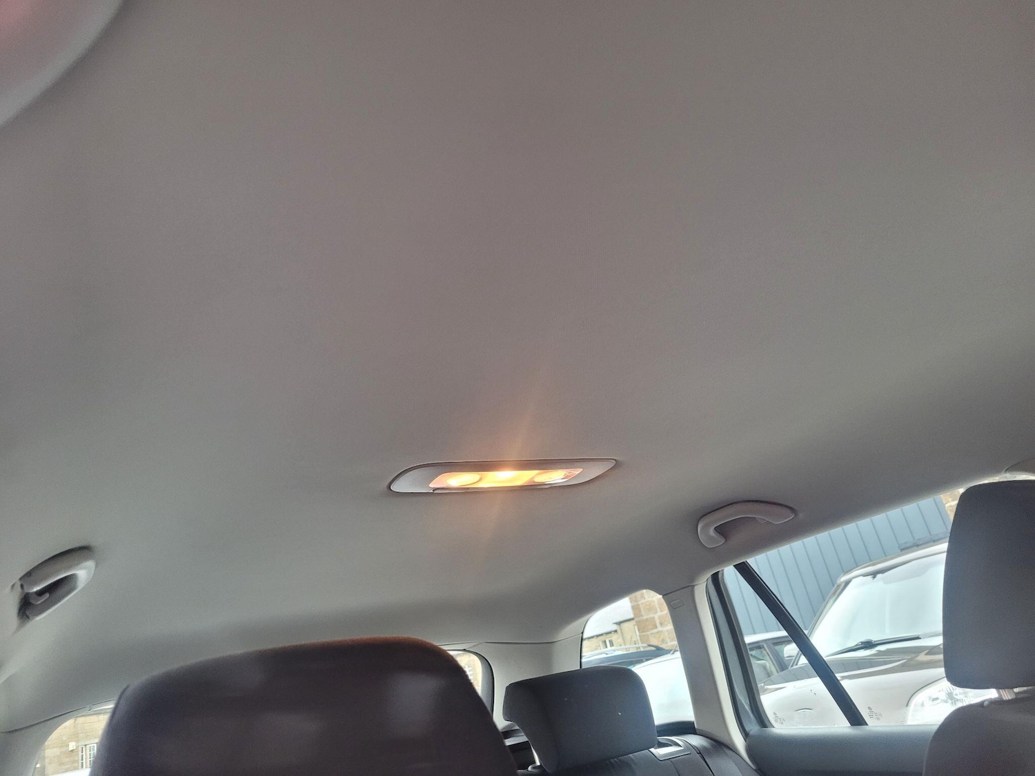 Used Volkswagen Golf 2010 for sale - 77598899: Photo 21