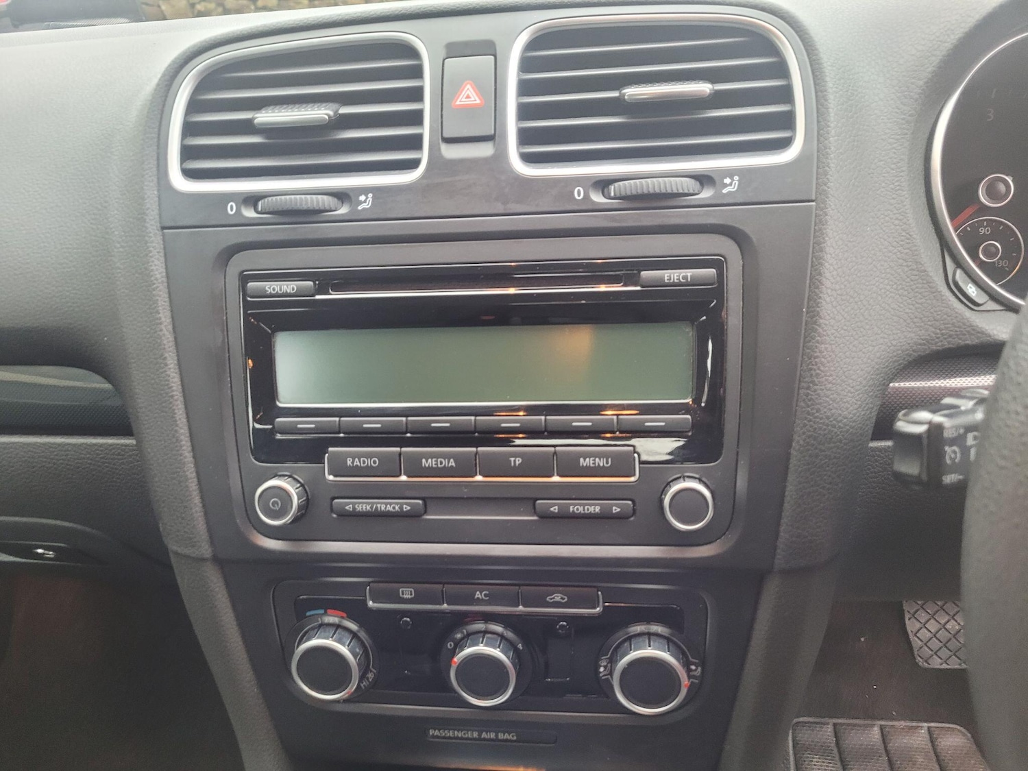 Used Volkswagen Golf 2010 for sale - 77598899: Photo 27