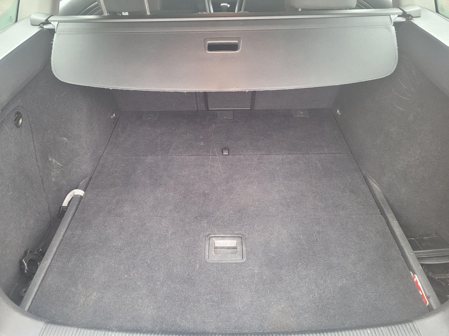 Used Volkswagen Golf 2010 for sale - 77598899: Photo 33