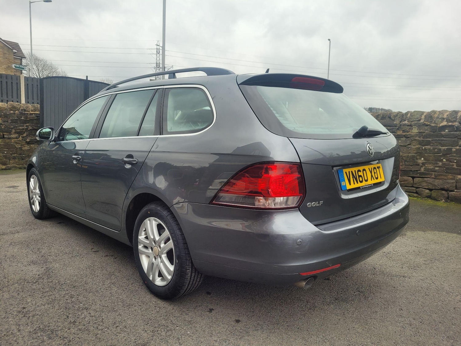 Used Volkswagen Golf 2010 for sale - 77598899: Photo 7