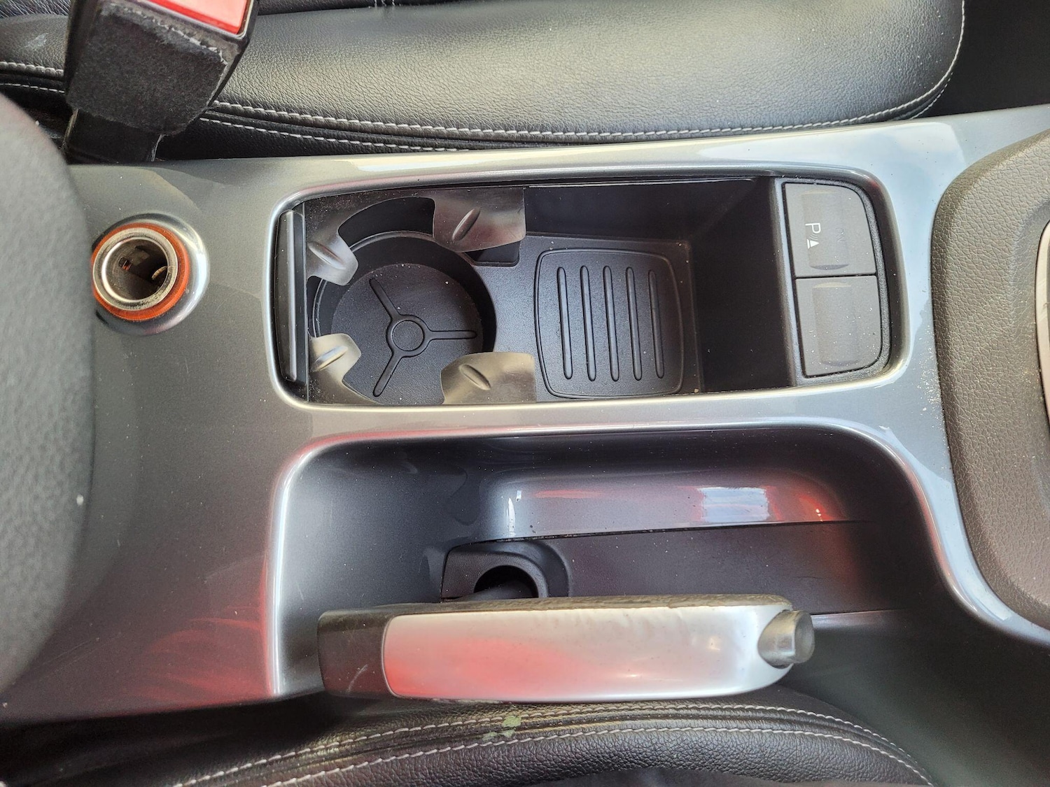 Used Ford Kuga 2008 for sale - 76348941: Photo 24