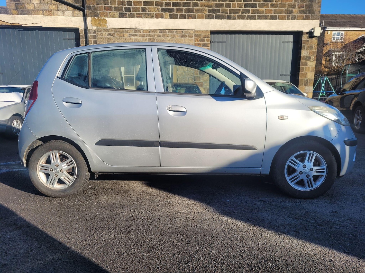 Used Hyundai i10 2010 for sale - 77564646: Photo 3