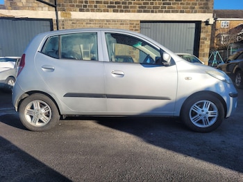 Used Hyundai i10 2010 for sale - 77564646: Photo