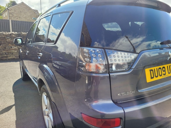 Used Mitsubishi Outlander 2009 for sale - 75623751: Photo 10