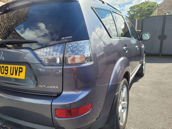 Used Mitsubishi Outlander 2009 for sale - 75623751: Photo 11