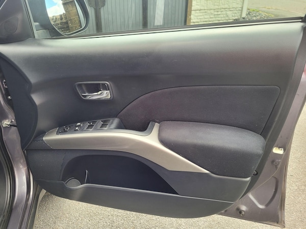 Used Mitsubishi Outlander 2009 for sale - 75623751: Photo 24