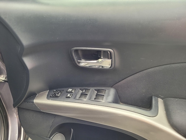 Used Mitsubishi Outlander 2009 for sale - 75623751: Photo 25