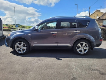 Used Mitsubishi Outlander 2009 for sale - 75623751: Photo