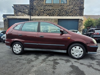 Used Nissan Almera Tino 2004 for sale - 75520171: Photo