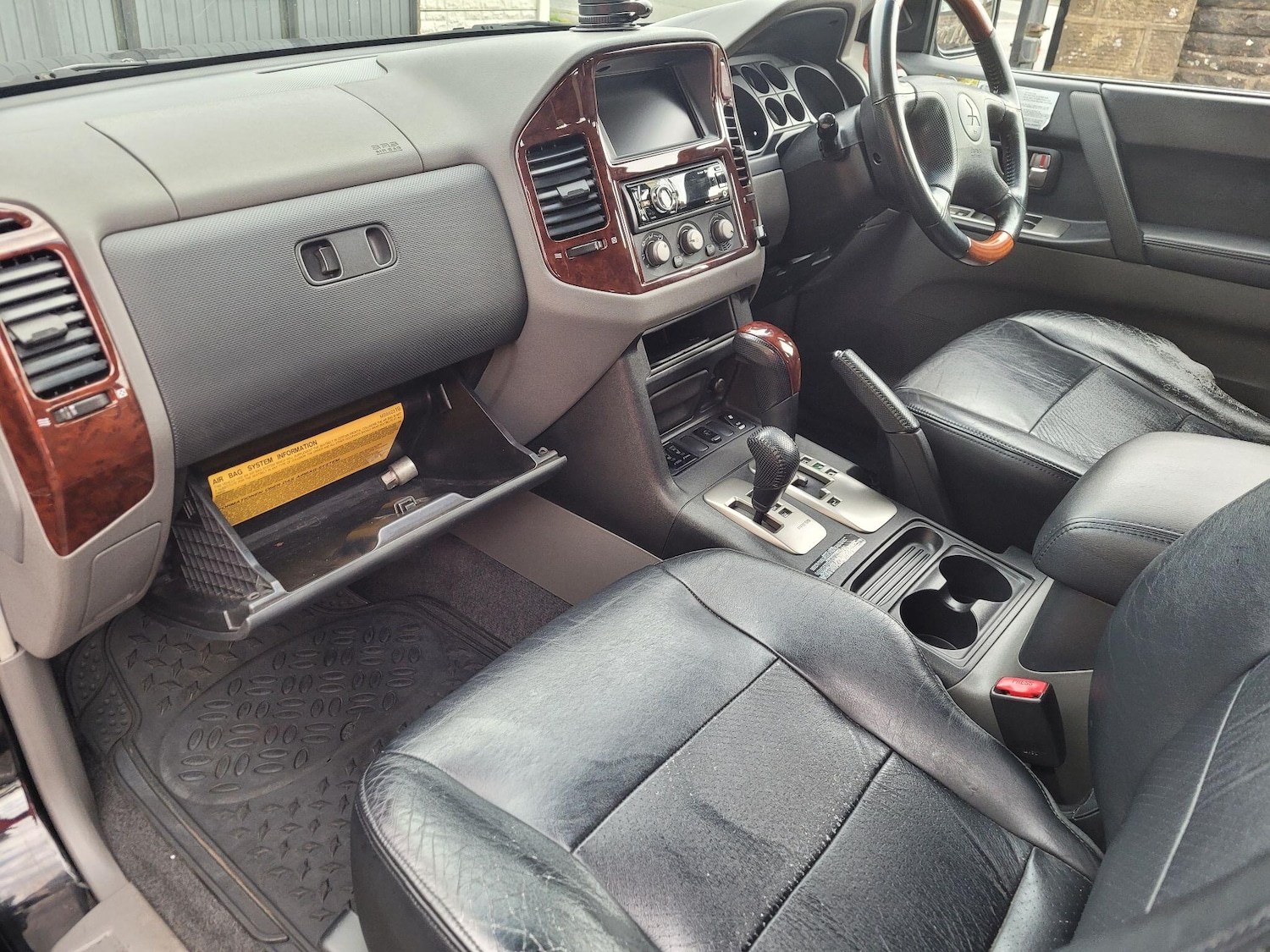 Used Mitsubishi Shogun 2003 for sale - 76485310: Photo 16