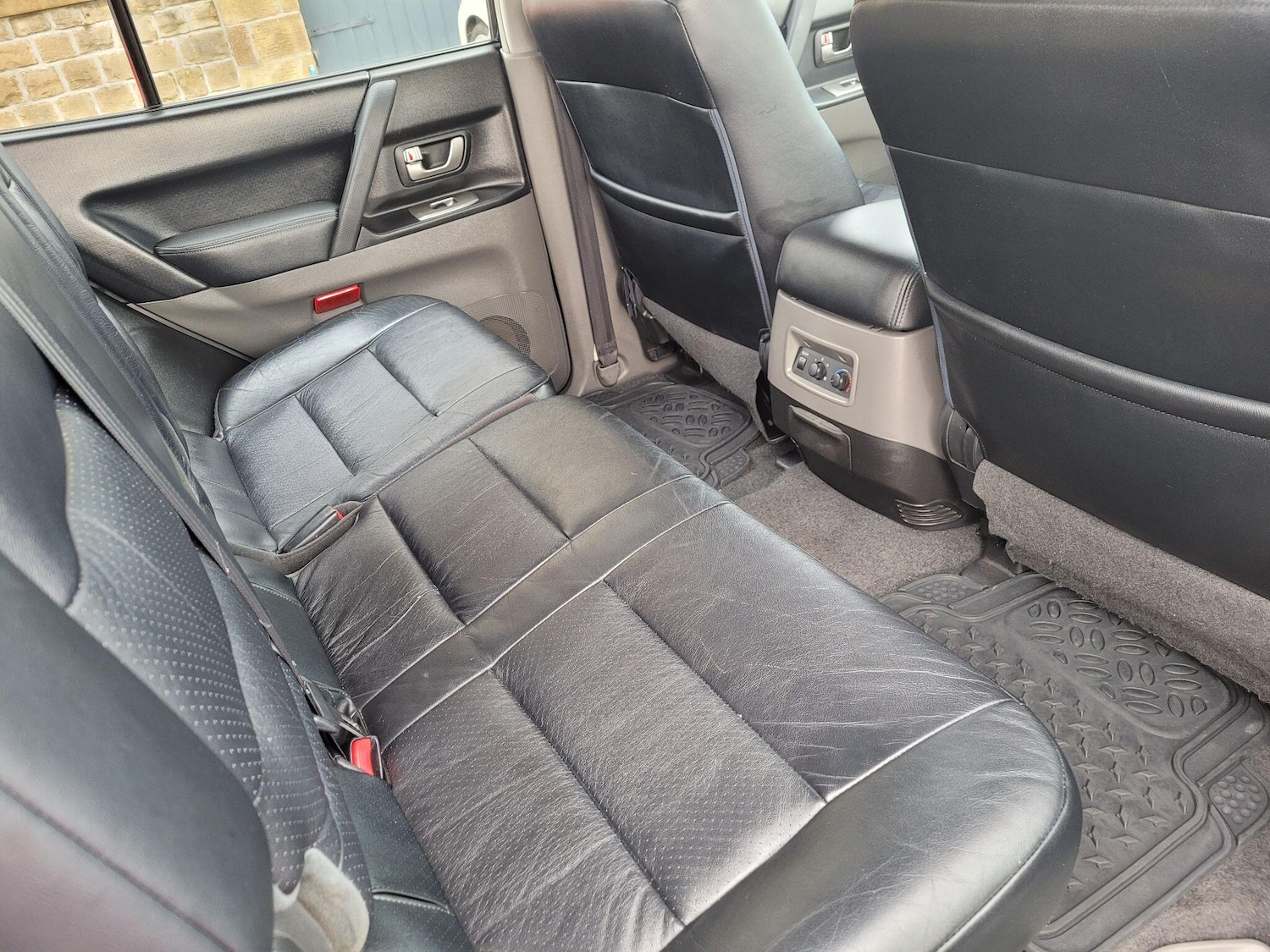 Used Mitsubishi Shogun 2003 for sale - 76485310: Photo 18