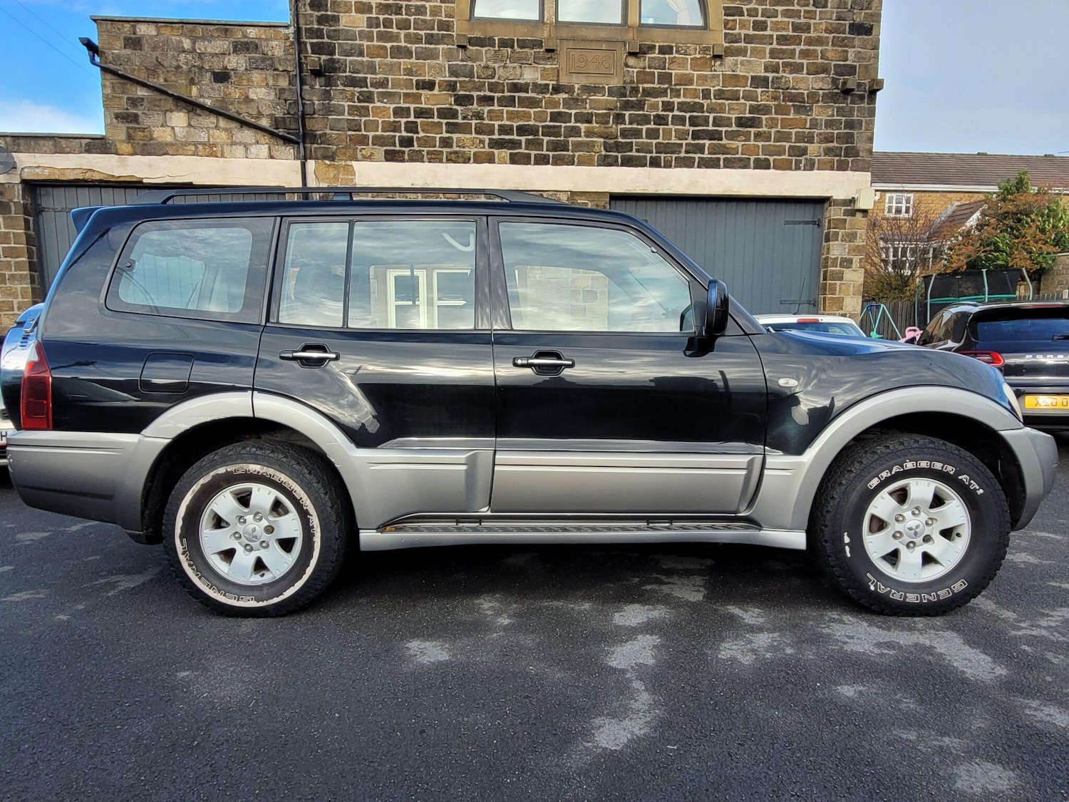 Used Mitsubishi Shogun 2003 for sale - 76485310: Photo 3