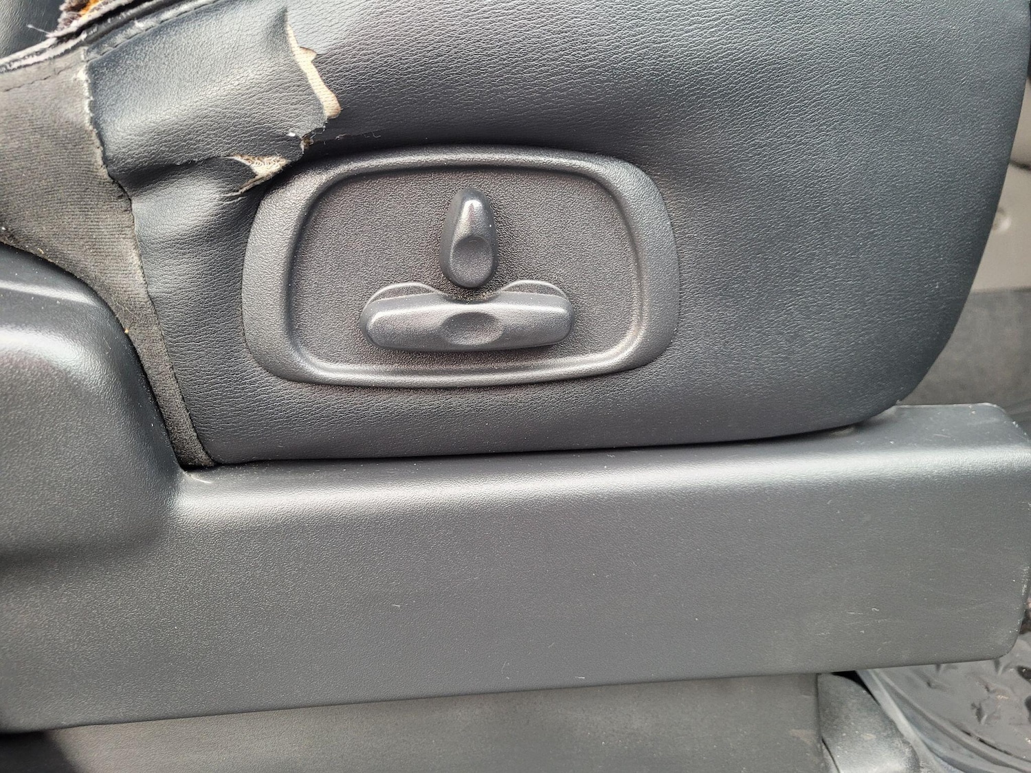 Used Mitsubishi Shogun 2003 for sale - 76485310: Photo 47